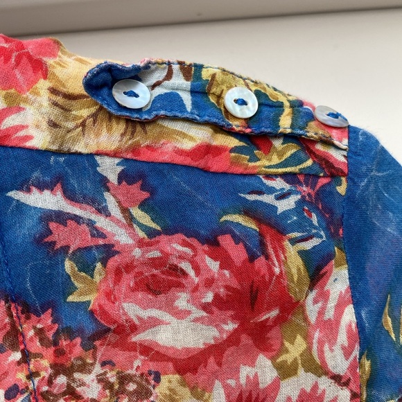 MNG Basics size 8 floral print blue and red blouse3/4 sleeve - Picture 4 of 16